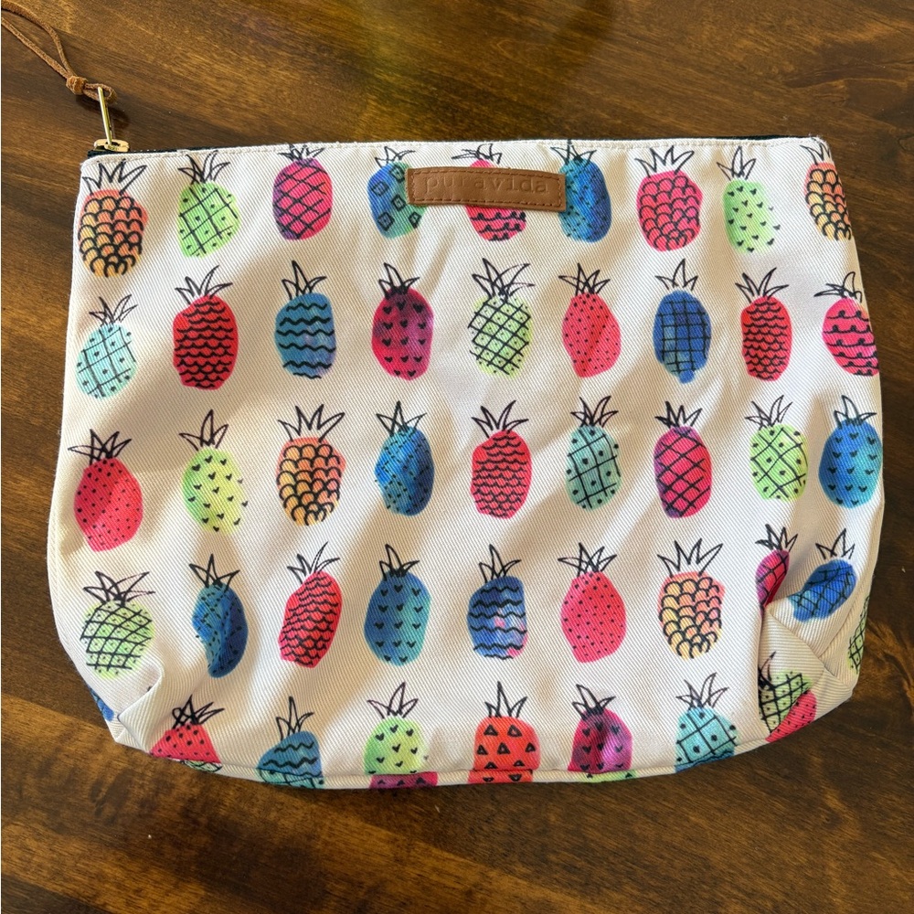 Pura Vida Multicolor Pineapple Pouch 🍍